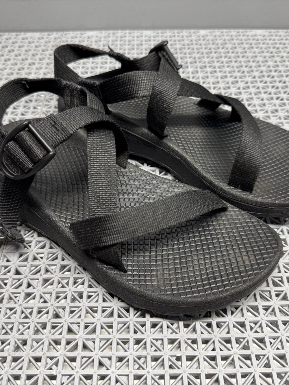 Chaco Z1 Cloud Single Strap Sandals Black Size 8 Women’s